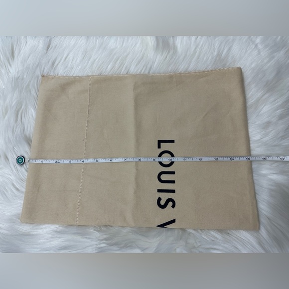LV dustbag - Picture 2 of 3